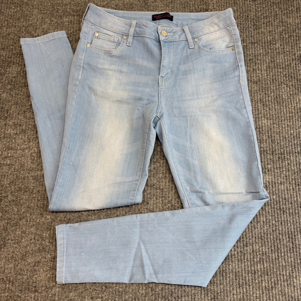 Celebrity Pink Light Wash Skinny‎ Straight Jeans Stretch Women's 9/29